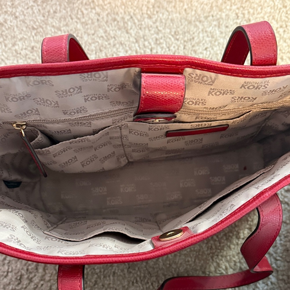 Michael Kora Red Leather Tote Bag with Gold Plaque - Picture 3 of 4